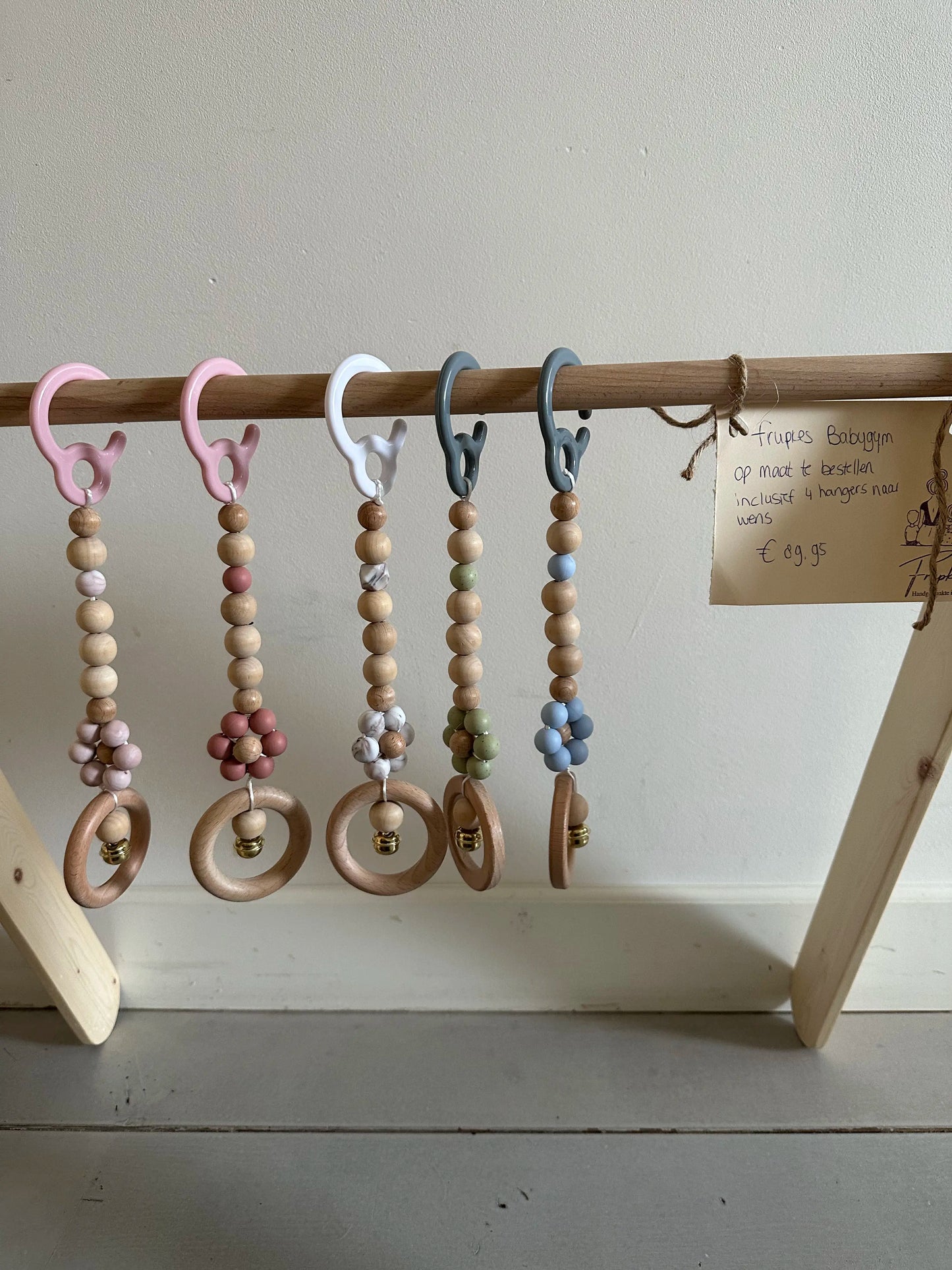 Daisy wagenhanger